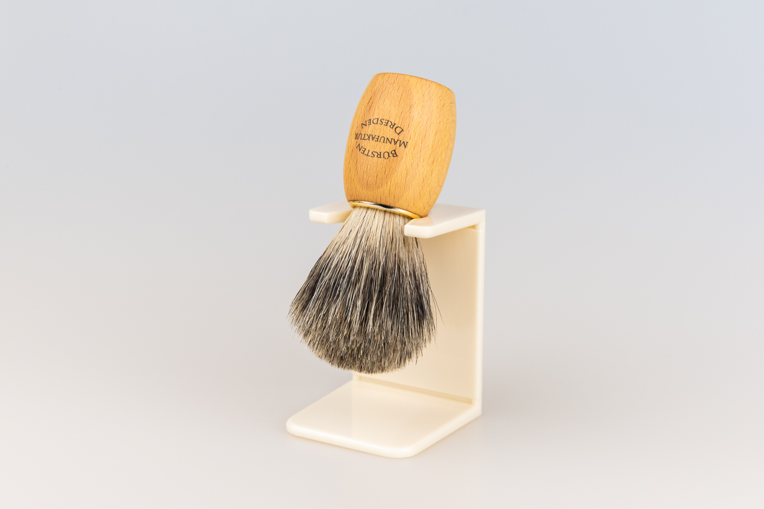 Rasierpinsel Dachs helles Holz